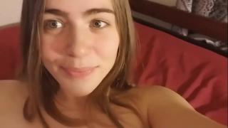 Novinha peituda e cabeludinha muito gata